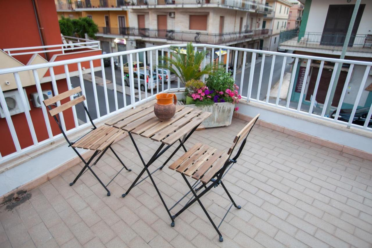 Case Degli Avi, Camere Nel Borgo Marinaro Pozzallo Ngoại thất bức ảnh