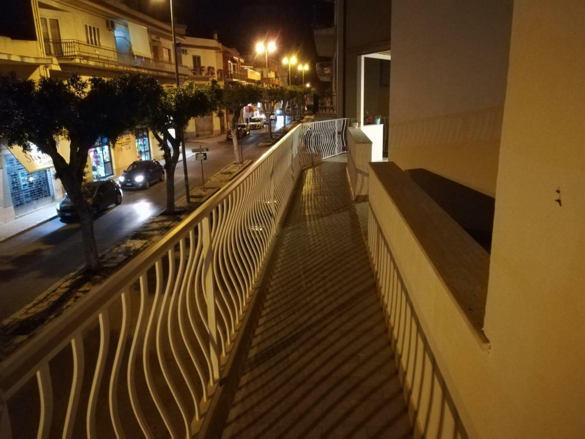 Case Degli Avi, Camere Nel Borgo Marinaro Pozzallo Ngoại thất bức ảnh